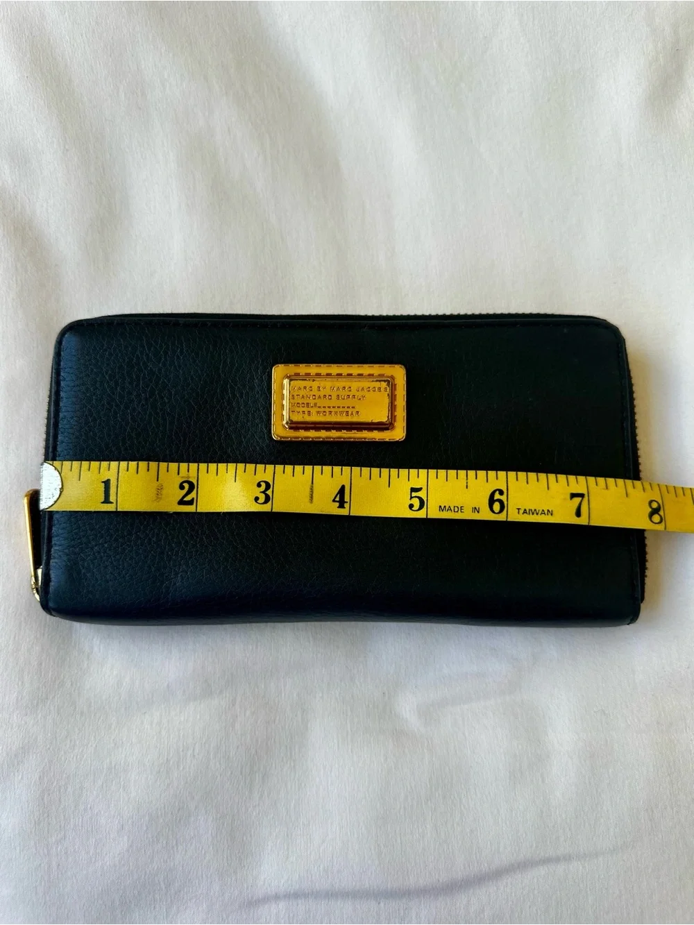 Marc By Marc Jacobs Black Pebbled Leather Zip Around Wallet Continental